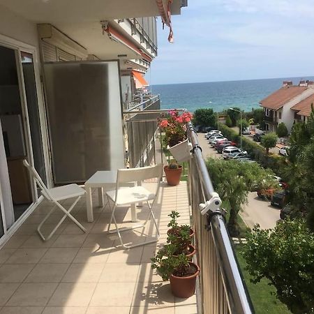 Precioso Apartamento En La Playa Barcelona Cabrera de Mar Exterior photo