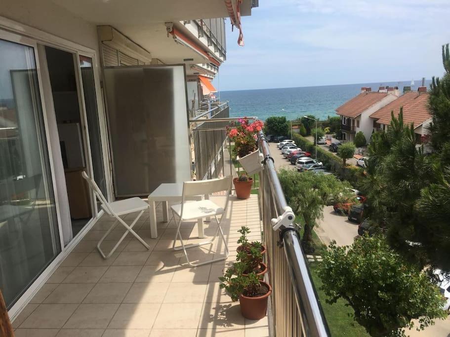 Precioso Apartamento En La Playa Barcelona Cabrera de Mar Exterior photo