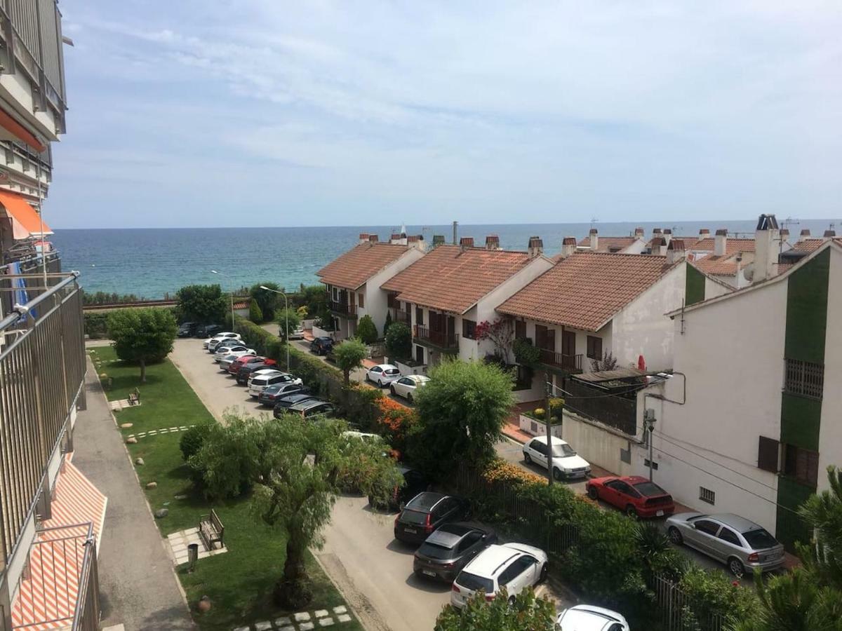Precioso Apartamento En La Playa Barcelona Cabrera de Mar Exterior photo